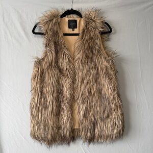 Dynamite Womens Faux Fur Vest Size XS/S Satin Lining Boho Chic Mob Wife Festival